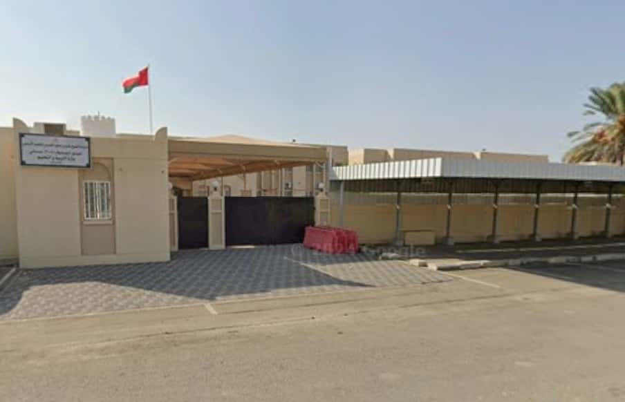 Alhawari bin Malik School - Al Khaburah, Al Batinah North - School in Oman