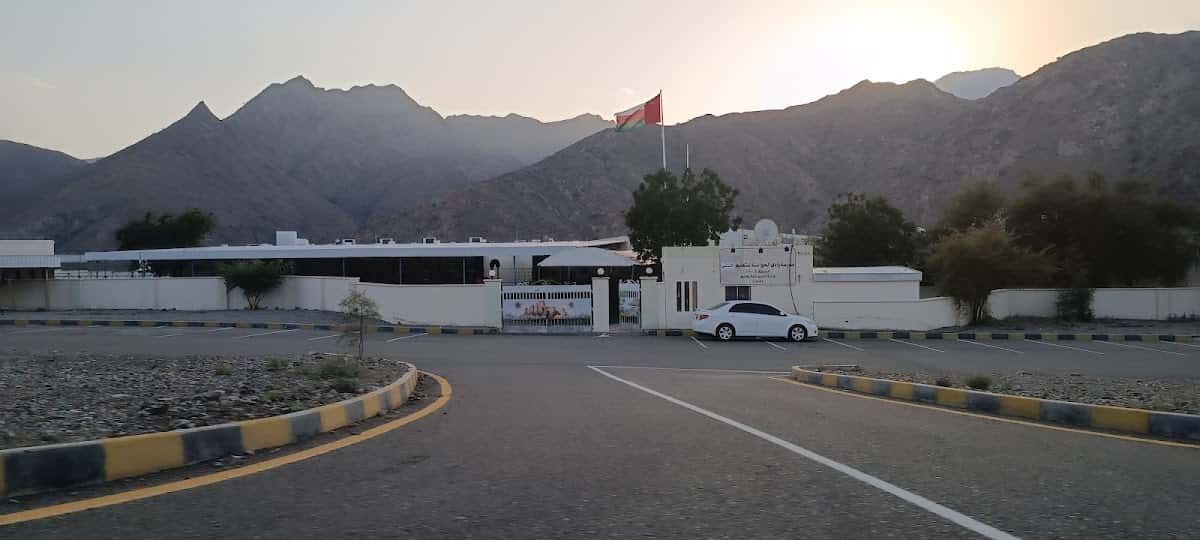 Wadi Alhawasnah School - Al Khaburah, Al Batinah North - School in Oman
