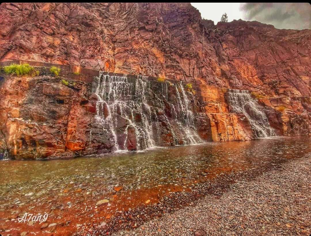 Wadi Bani Hinai School - Al Rustaq, Al Batinah South - School in Oman