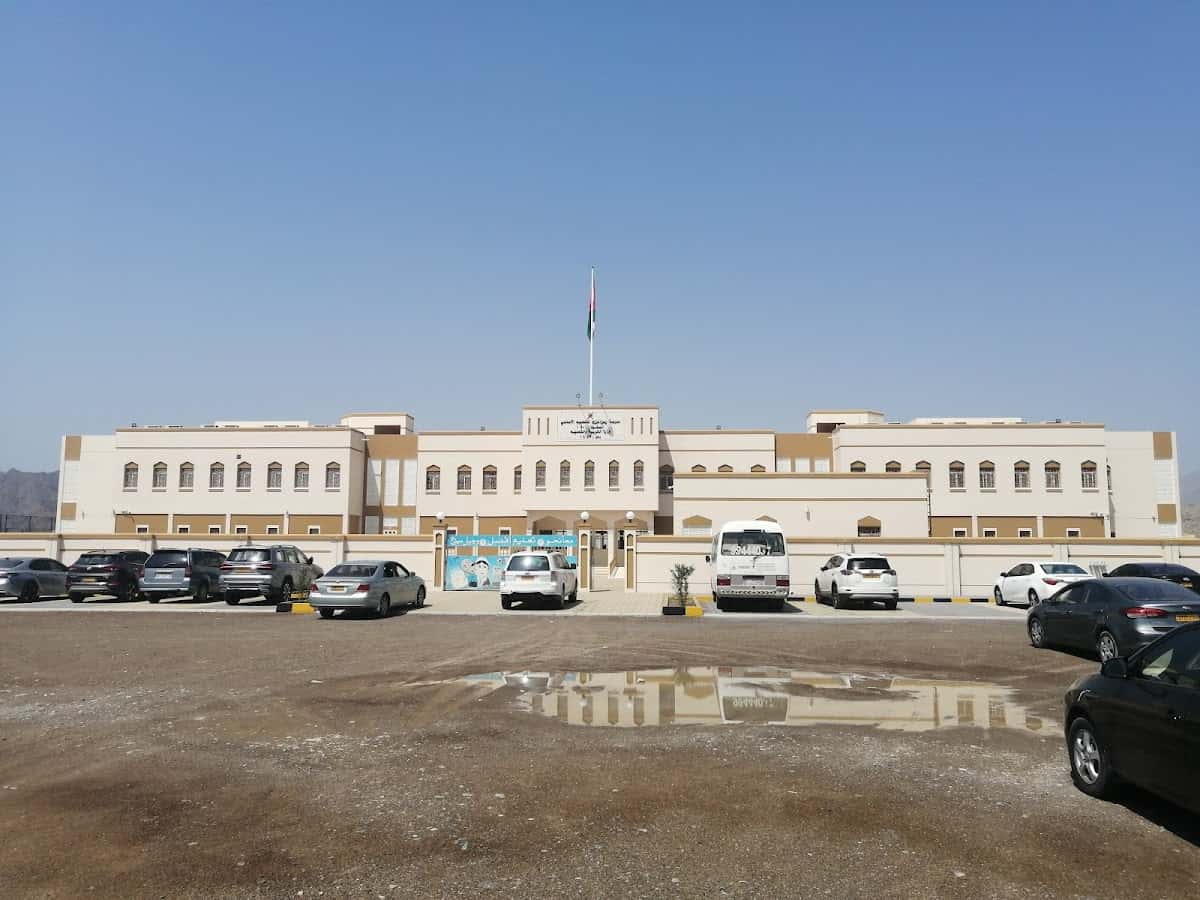 Roboa Nizwa School - Nizwa, Ad Dakhiliyah - School in Oman