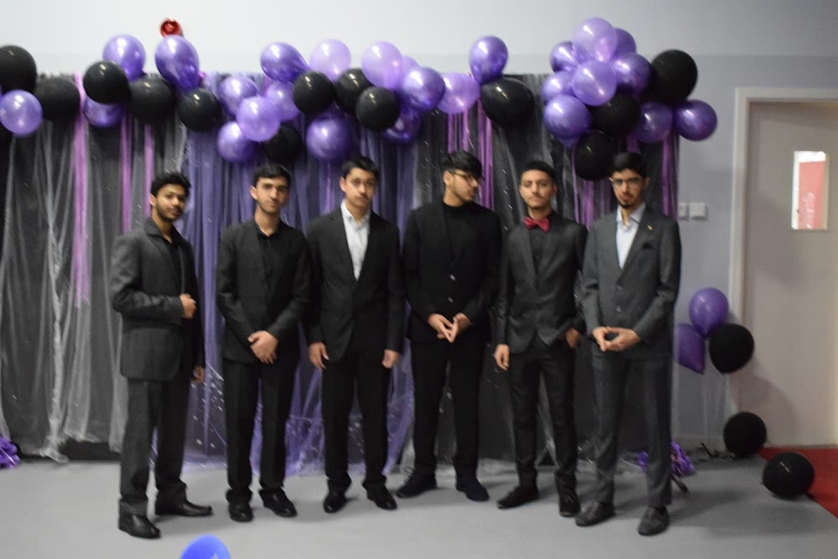 Al-Khuwair School - Photo 2 of 3