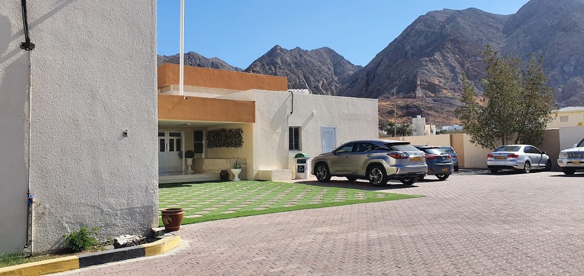 Bausher School - Photo 2 of 3