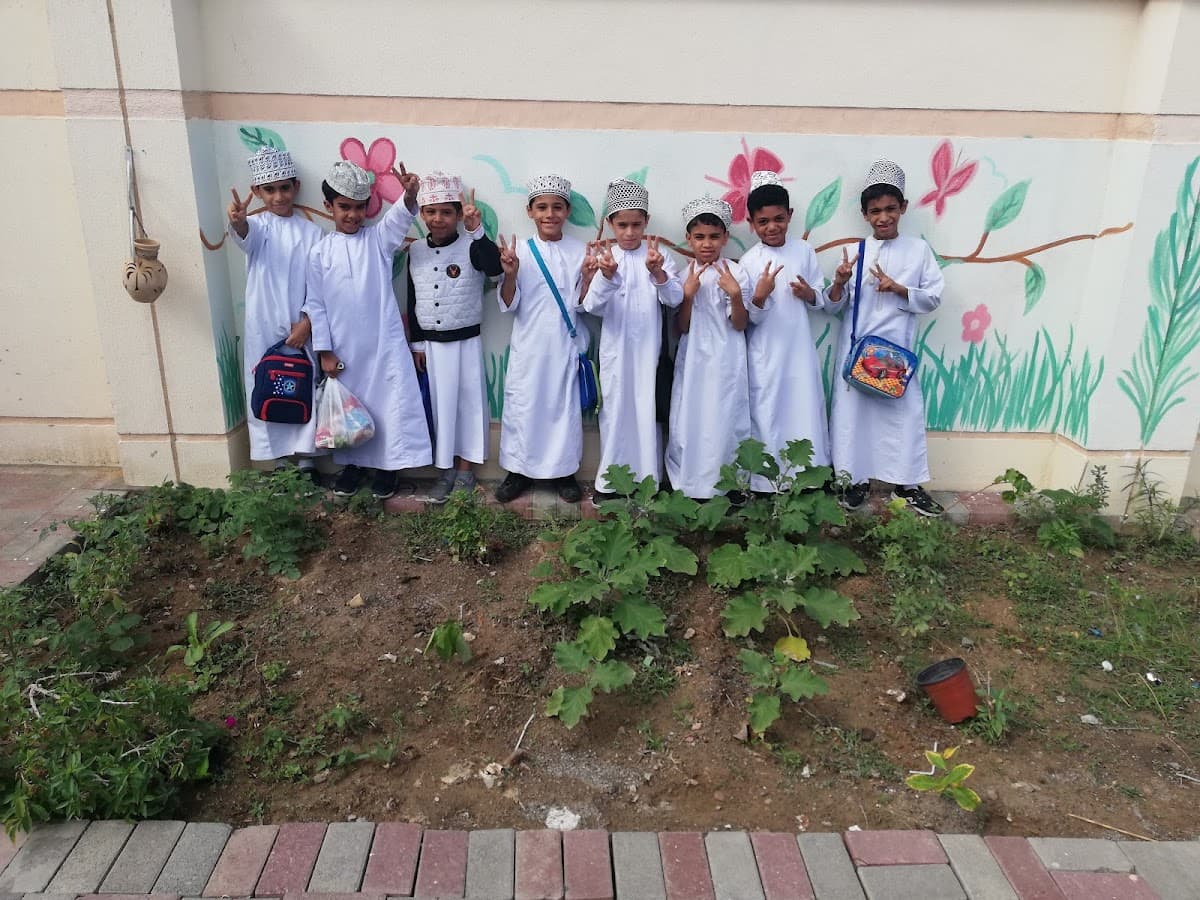 Manbah Al-Eman For Primary Education - Photo 3 of 3