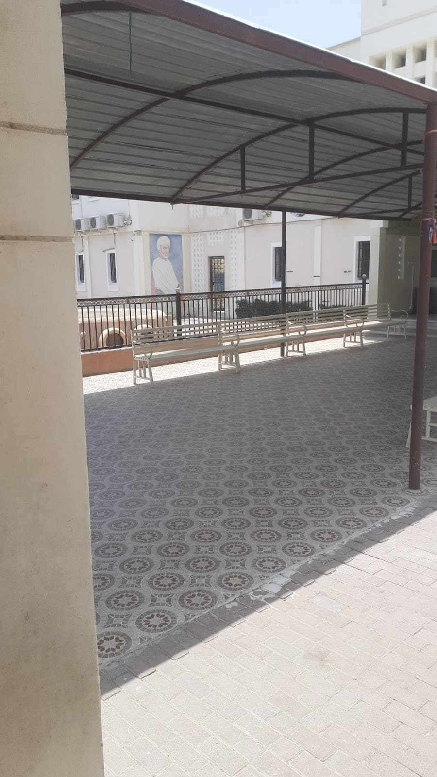 Alahd alzahr for Primary Education - School Building