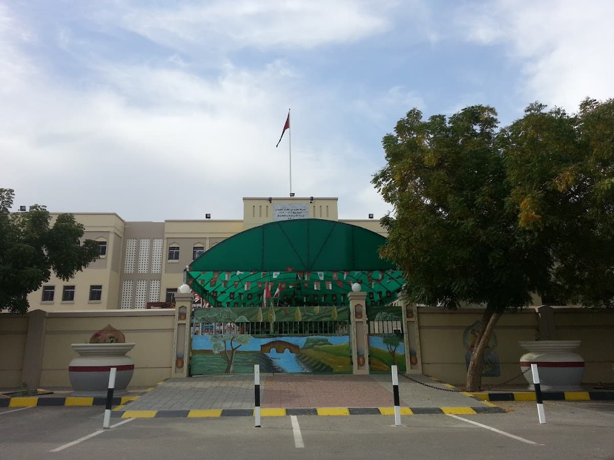 Yaarob Bin Blarab - Photo 3 of 3