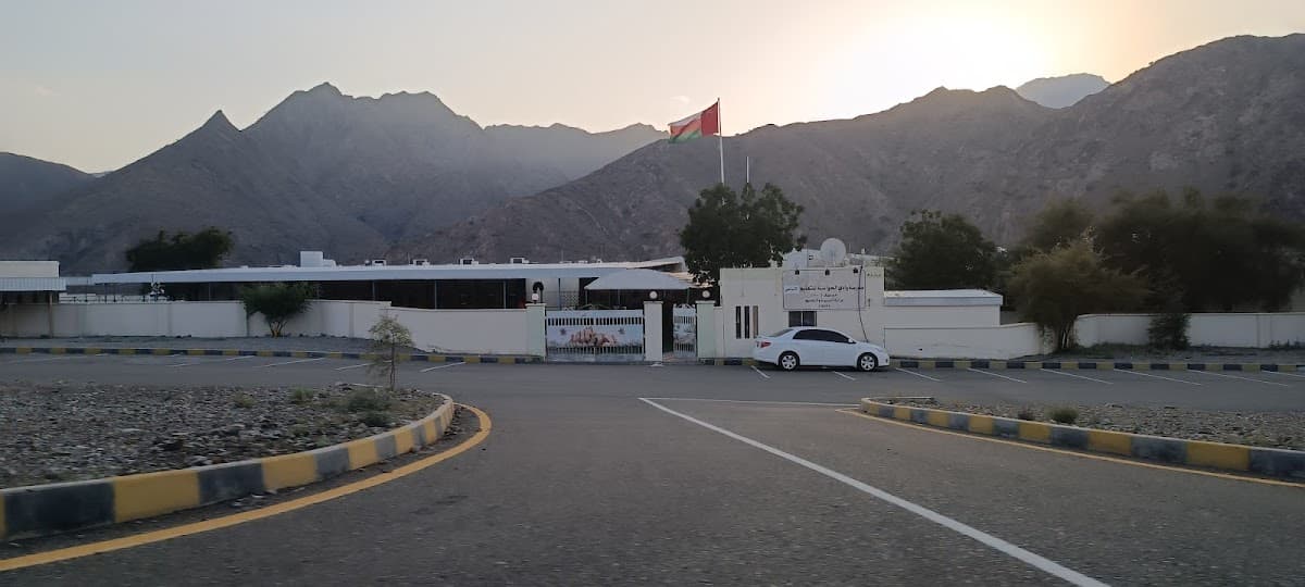 Wadi Alhawasnah for Primary Education - School Building