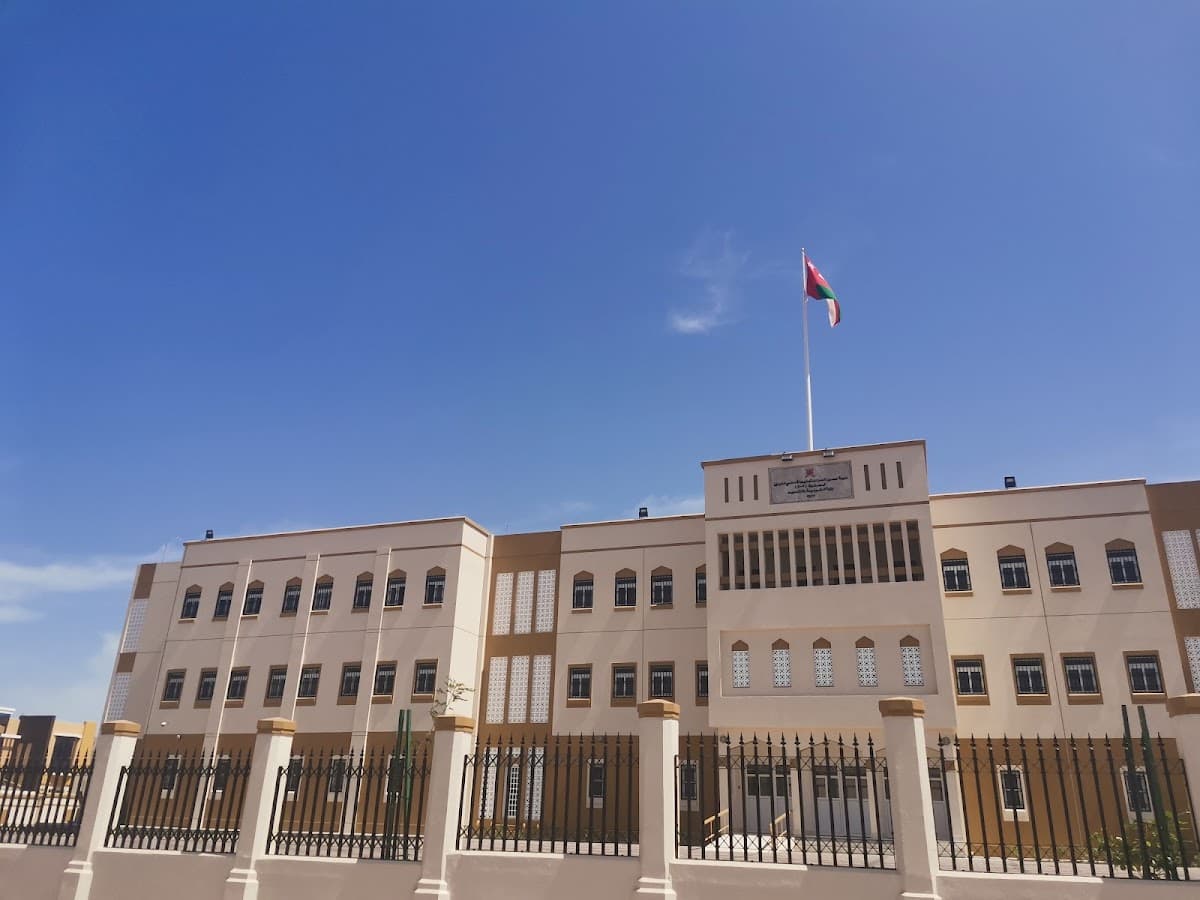 Husoon Al-ez for Basic Education - School Building