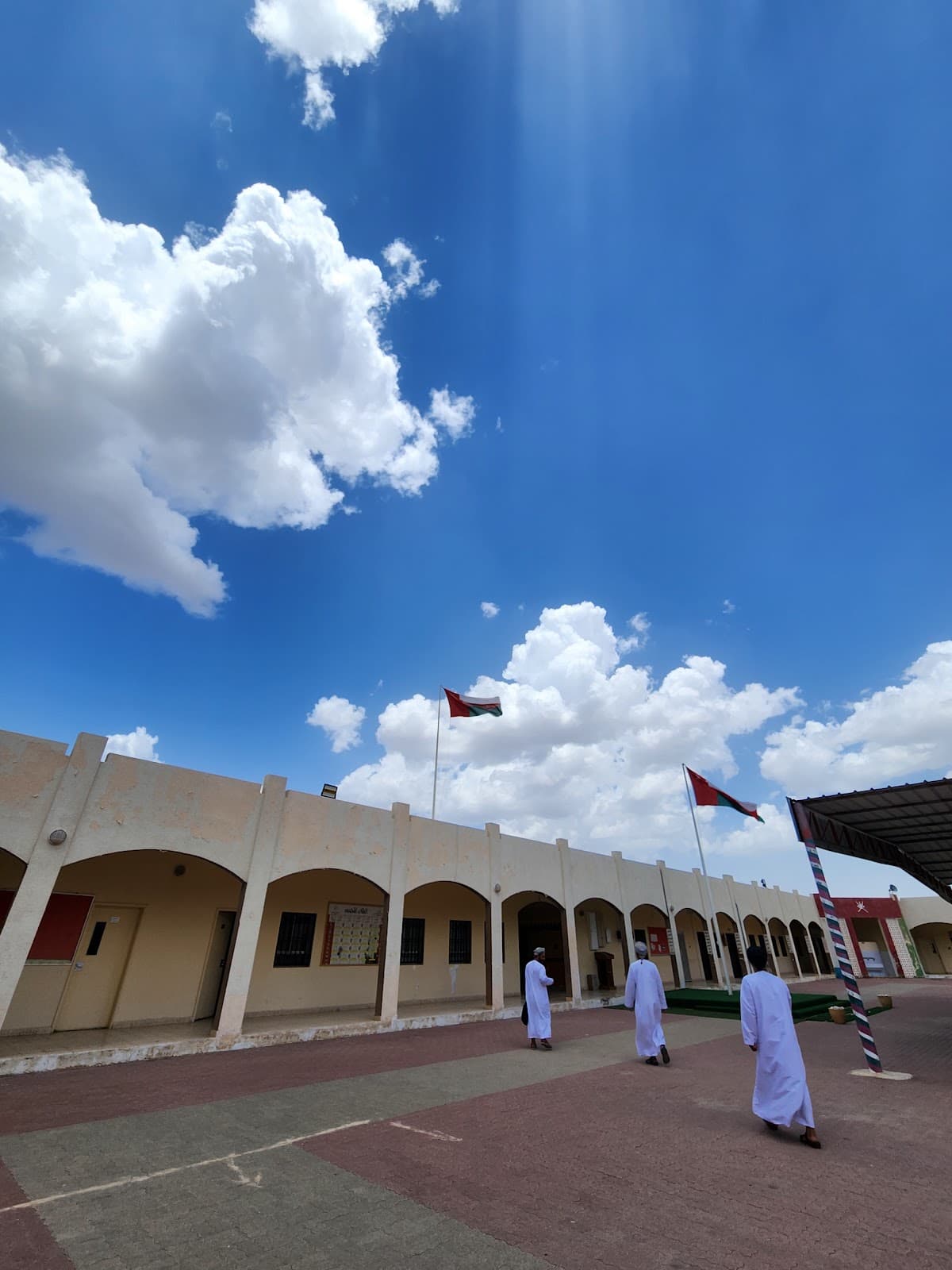 Hisham Bin Hakeem for Primary Education - Photo 2 of 3