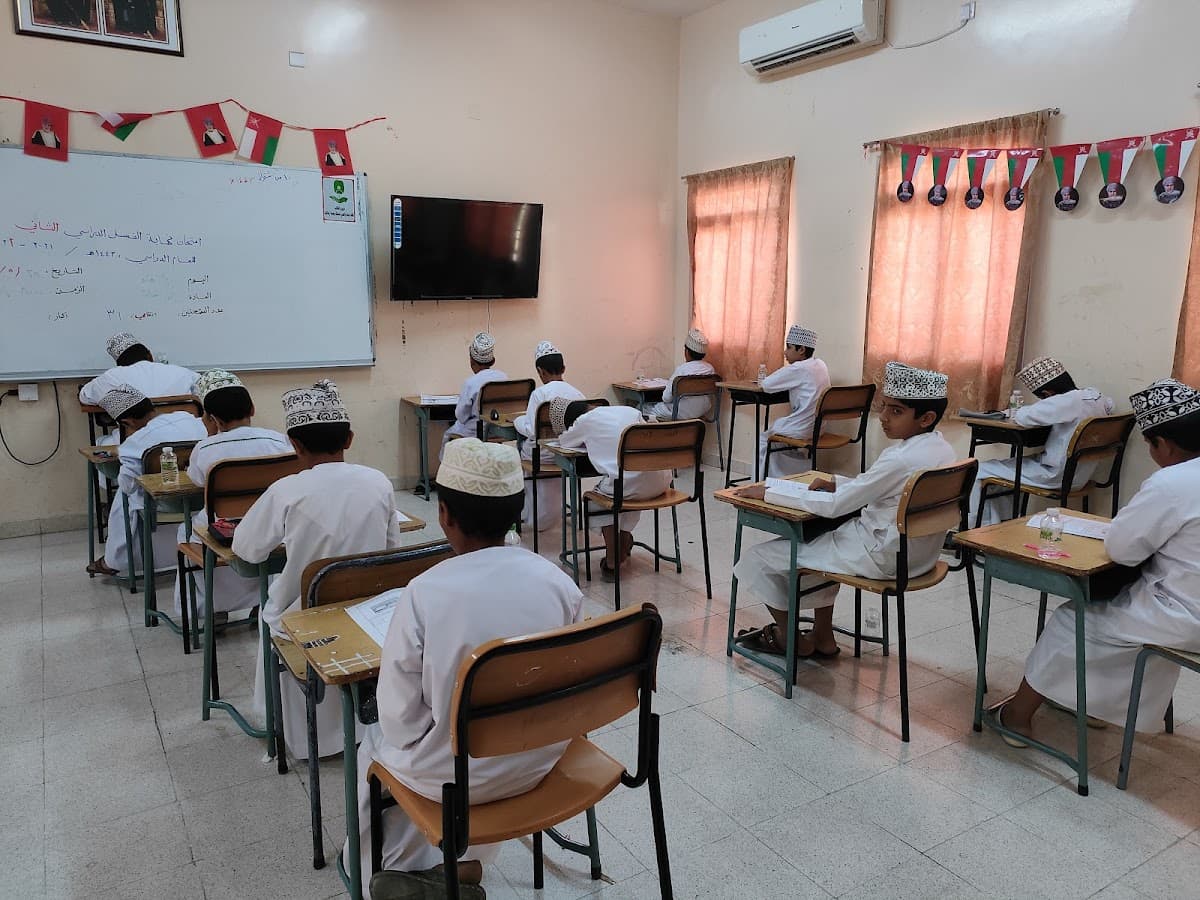 Al-Baraa' Bin Malik for Primary Education - Photo 4 of 3