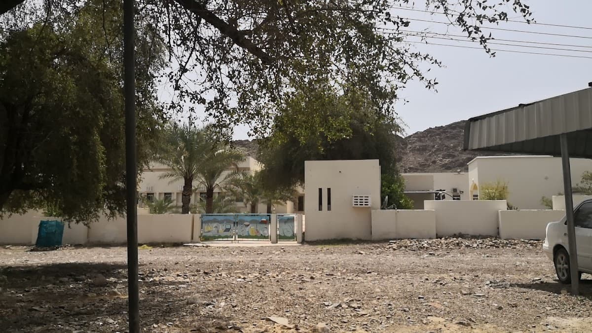 Sea'a School - School Building