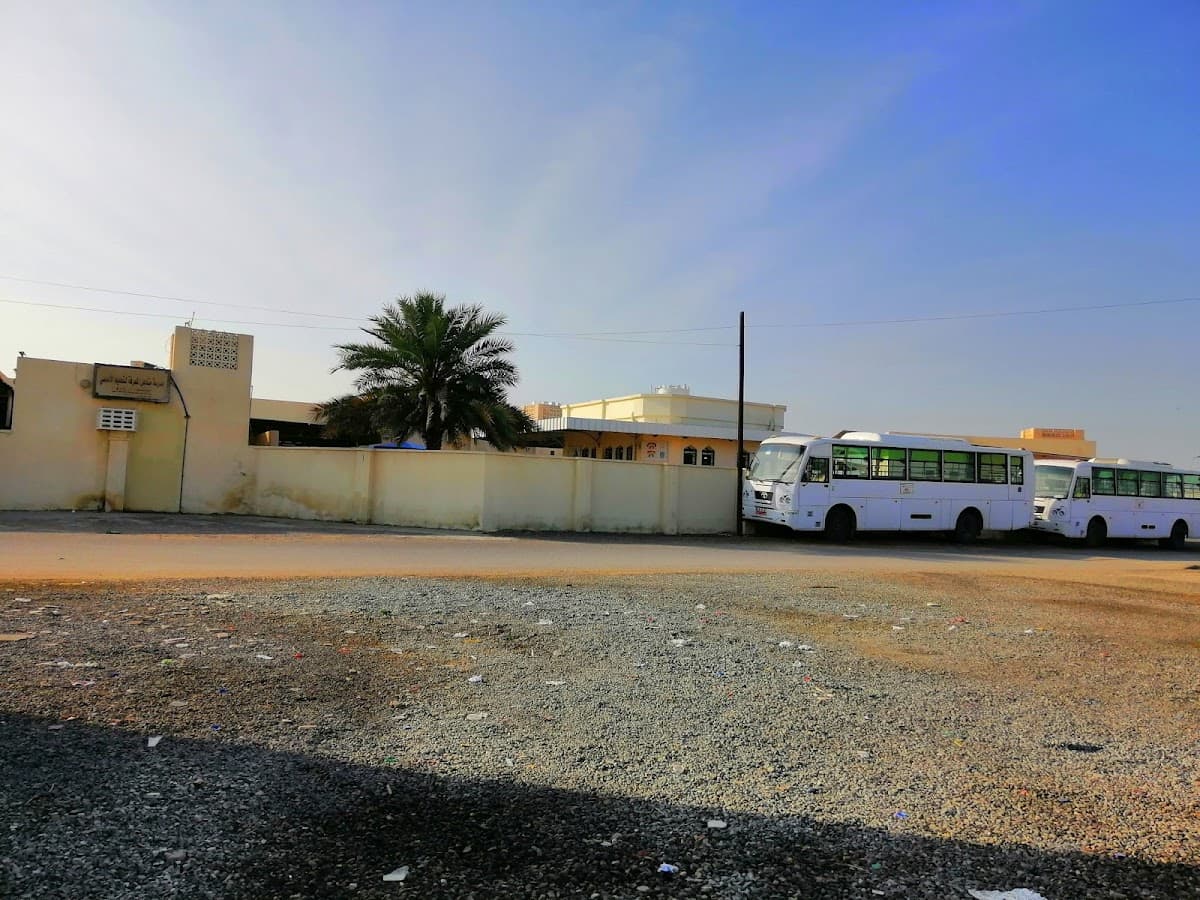 Masha'il Al Ma'rifa for Primary Education - Photo 2 of 3