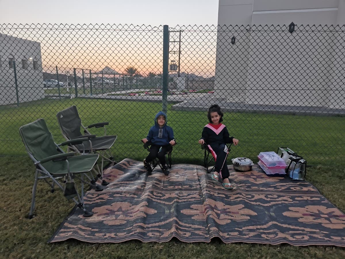 School Evenig For Primary Evining - School Building