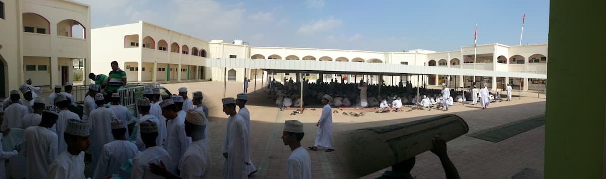 Mazen Bin Gadhooba School - Photo 2 of 3