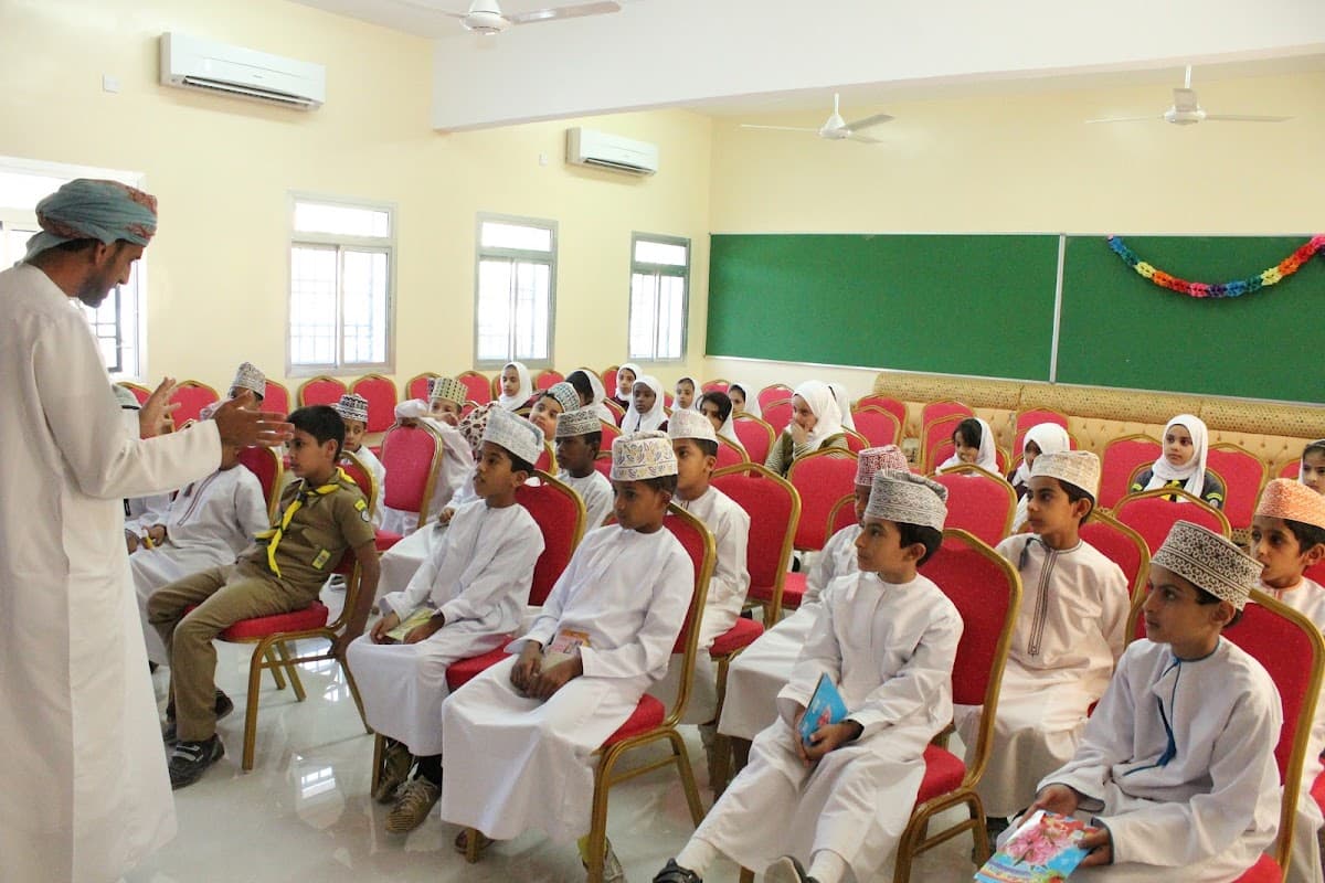 Yanaabi Al Elm For Primary - Photo 4 of 3