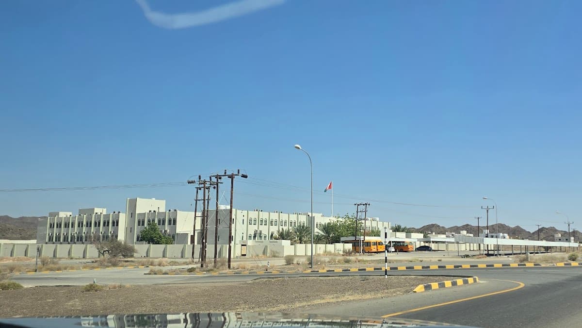 Jayfar Bin Al Julanda School - Bahla, Ad Dakhiliyah - School in Oman