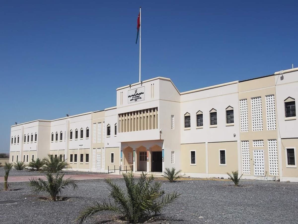 Al Shaik Ebn Barakha School - Photo 3 of 3