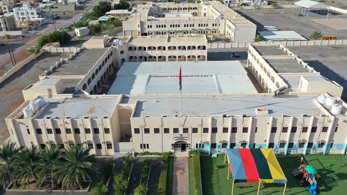 Al Hamraa For Primary - School Building