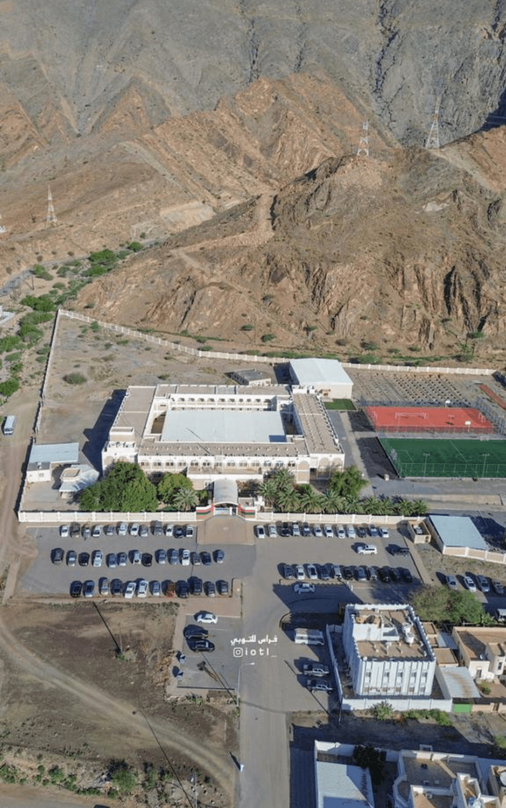 Aoman Bin Al Katab For Primary Boys - School Building