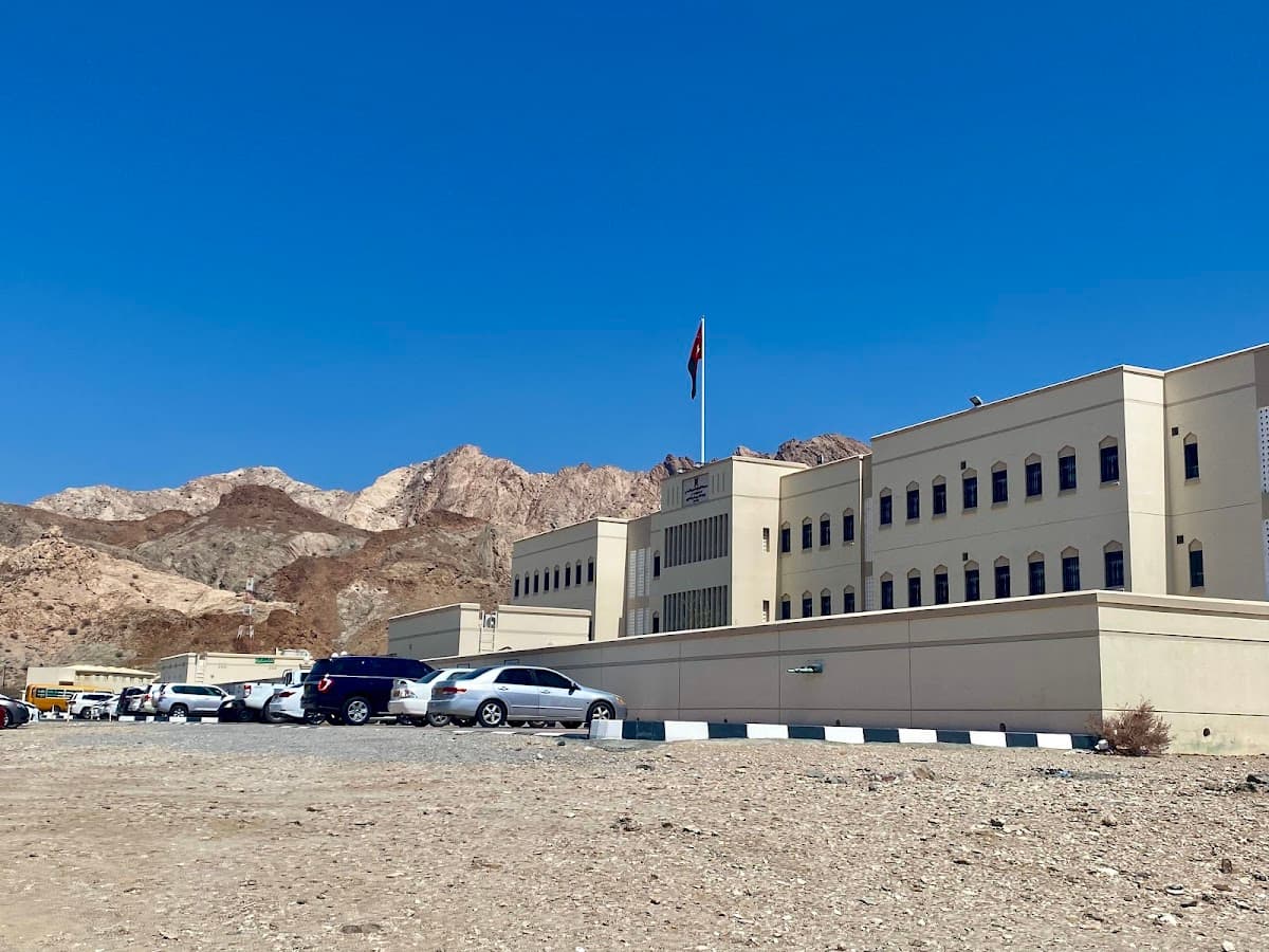 Shawamekh Al-Majd For Primary Evining - Photo 3 of 3