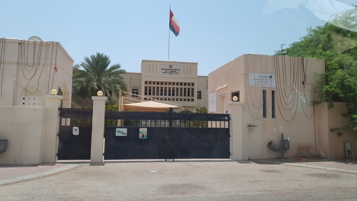 Al Dahir School Girls - Bidiya, Ash Sharqiyah North - School in Oman