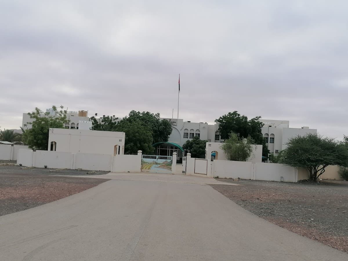 AL-Muhanna Bin Jaifer School - Al Mudhaibi, Ash Sharqiyah North - School in Oman