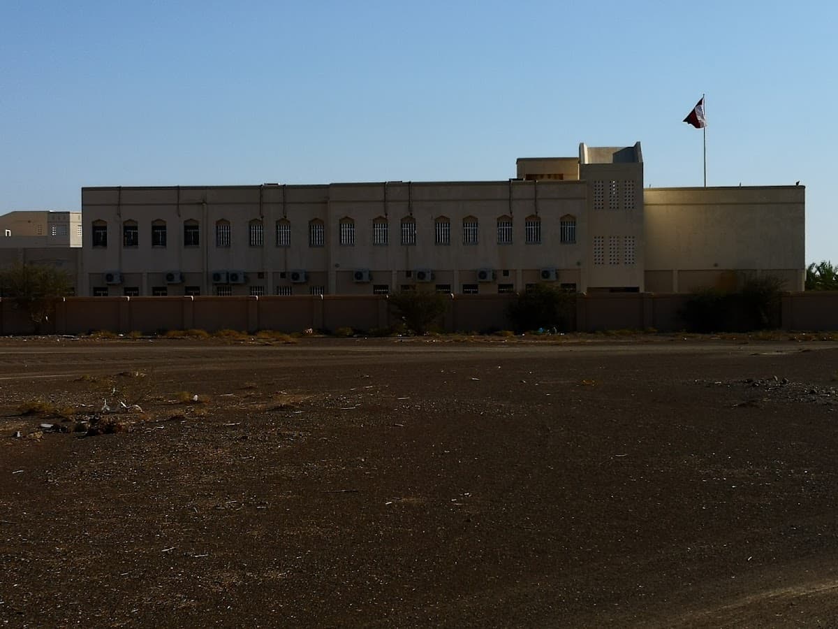 AL-Zahraa AL-Suqtariya For Primary Education For Gir - Photo 3 of 3