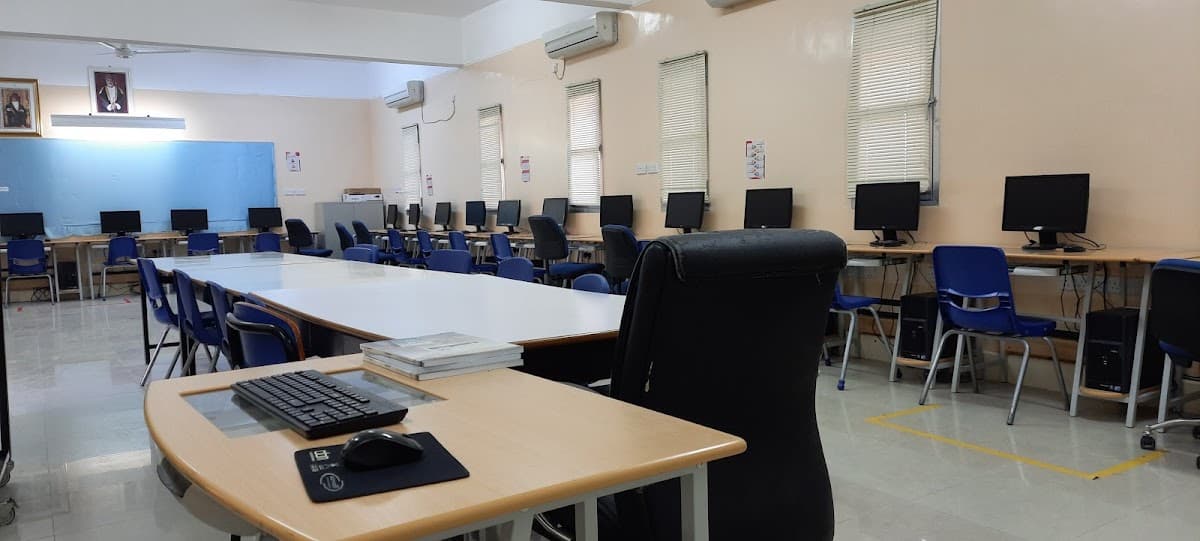 Azan Bin Tamim School - Photo 3 of 3