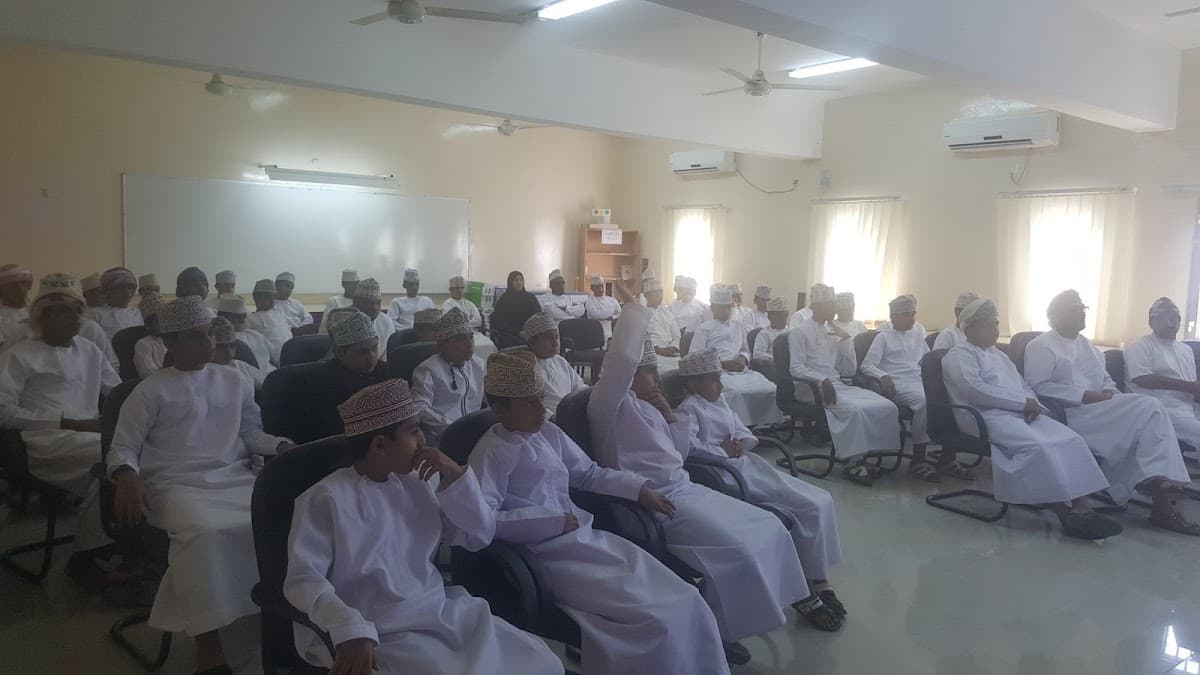 Falah Bin Mohsen Al Nabhani for Primary Education - Photo 3 of 3