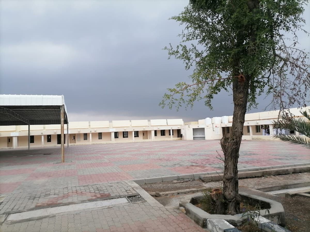 Salman Al farsi School - Photo 1 of 3