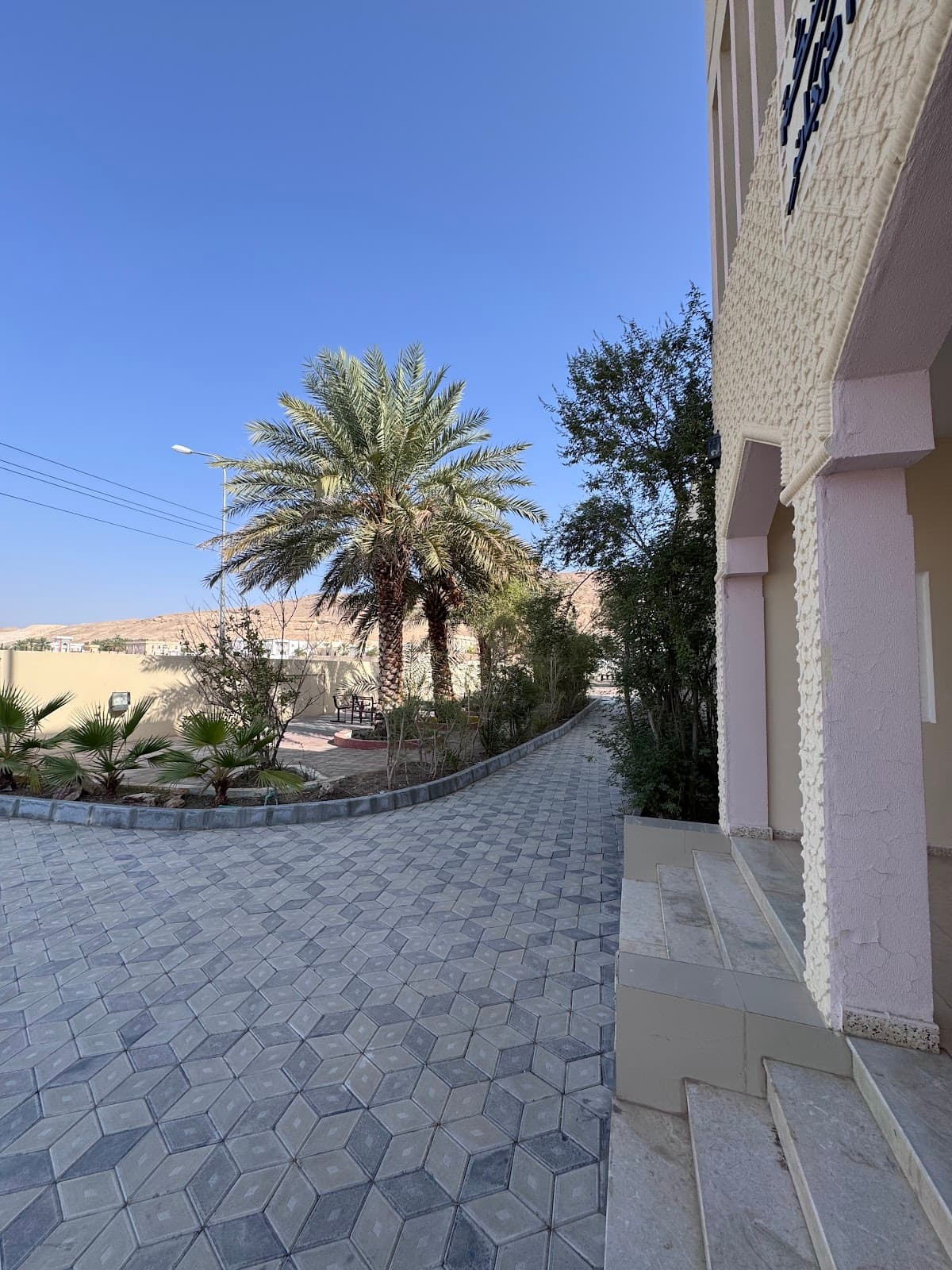 Ibri School - Photo 1 of 2