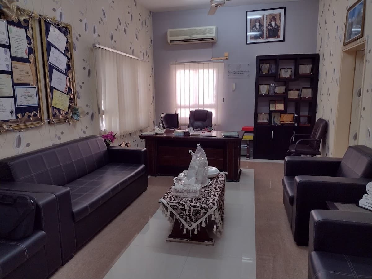 Mahdah School - Photo 1 of 3