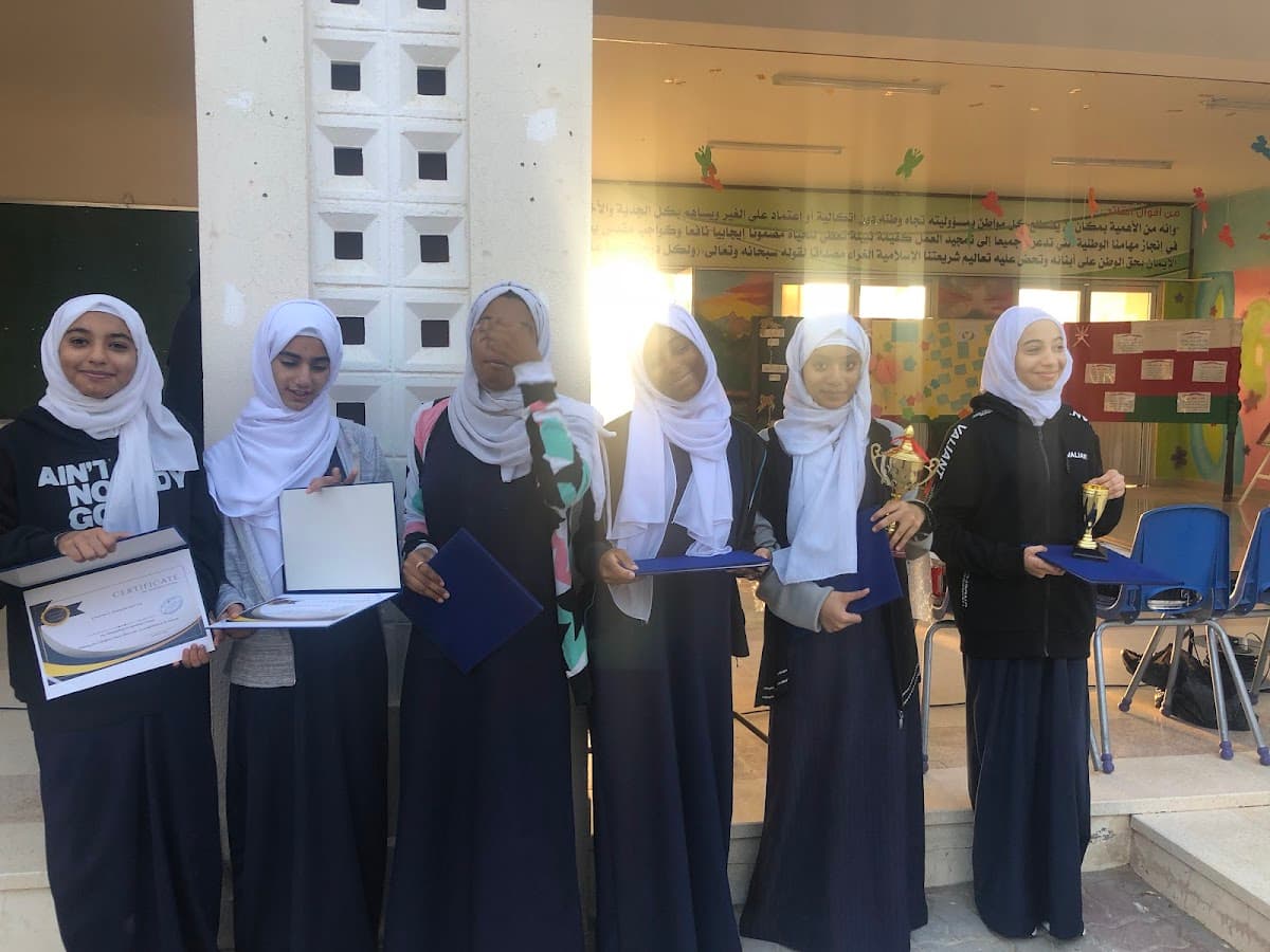 (Roudh Oman For Basic Education Grades(1-12 - Photo 4 of 3