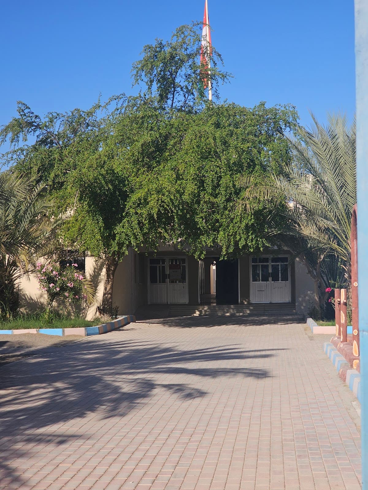 Tareq Bin Zeyad Basic School - School Building