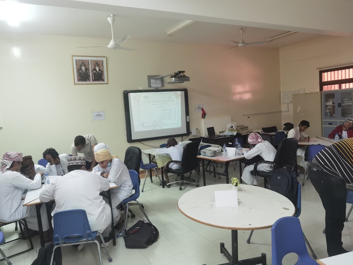 Ibn Rushd for Primary Education - Photo 2 of 3