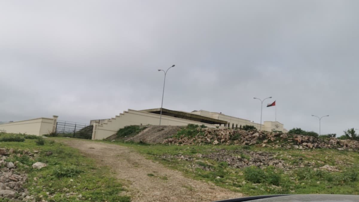 Alsan School - School Building