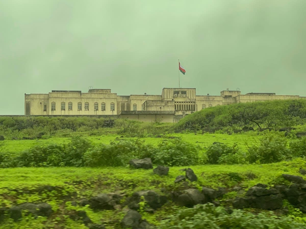 Naheez for Primary Education - School Building