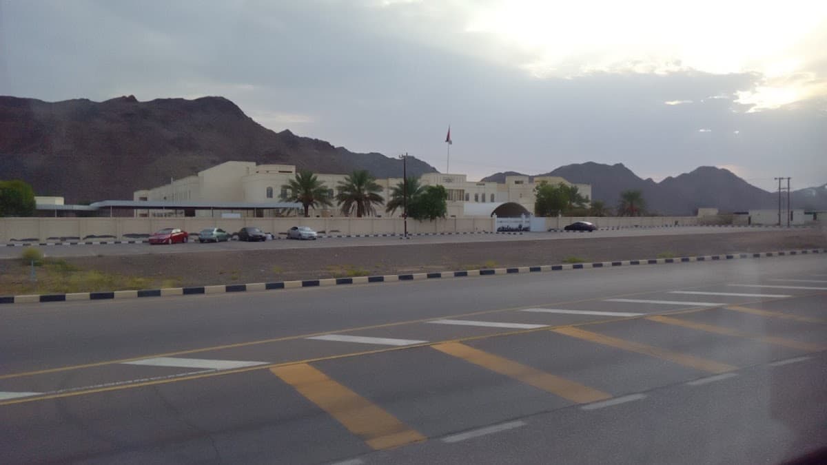 Al-Khadhra For Primary - School Building