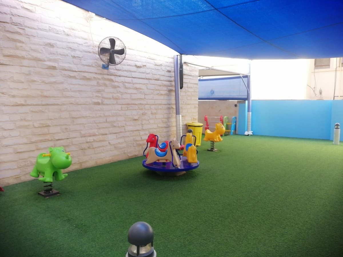 مدرسة شمس القراء الخاصة - Photo 2 of 3