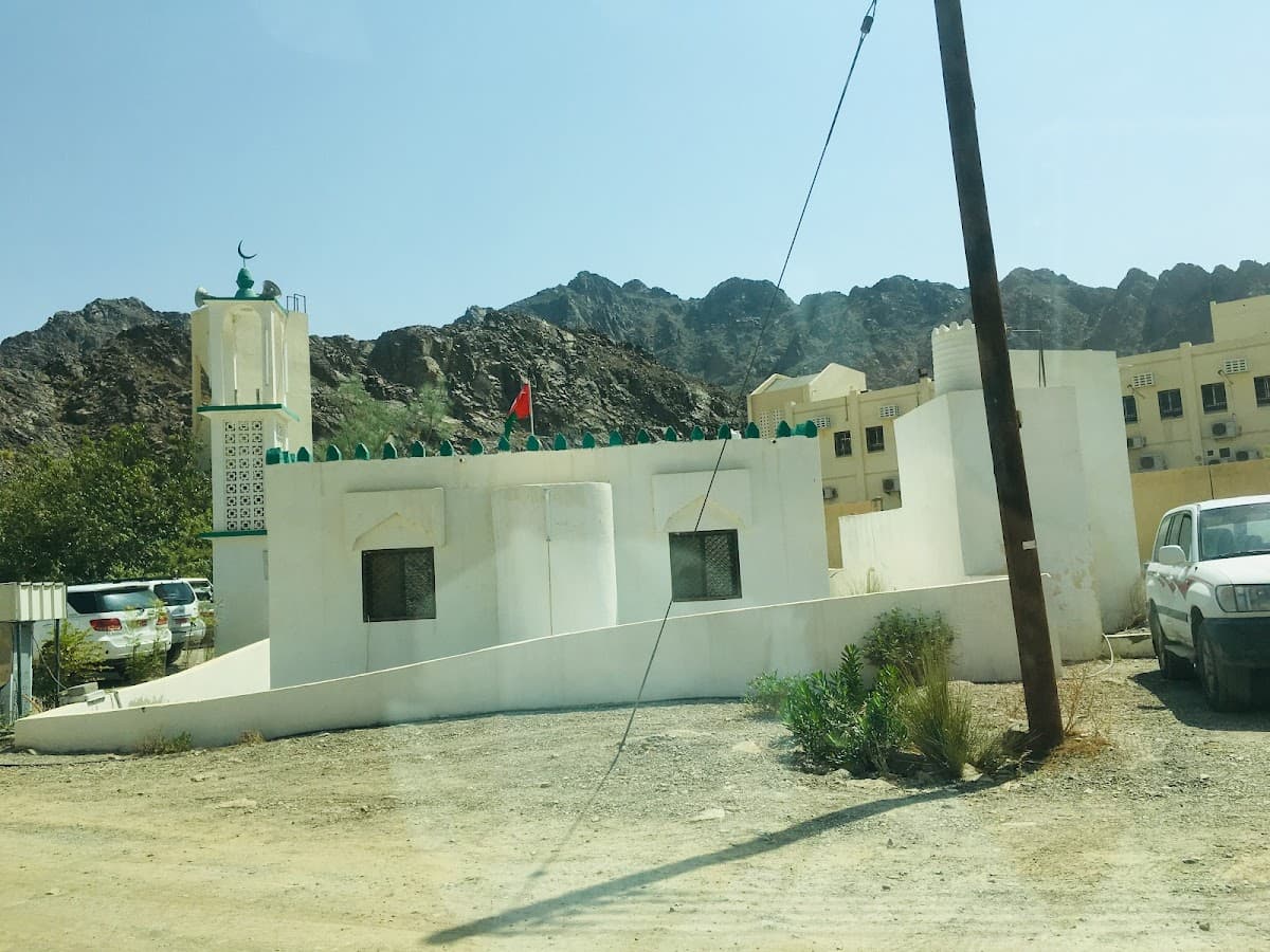 Wadi Alhalti for Primary Education - School Building