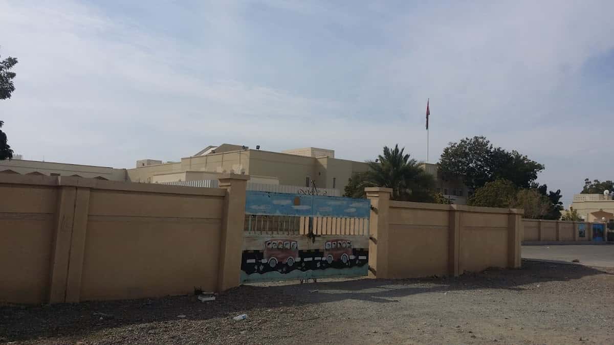 Alesra School - Saham, Al Batinah North - School in Oman