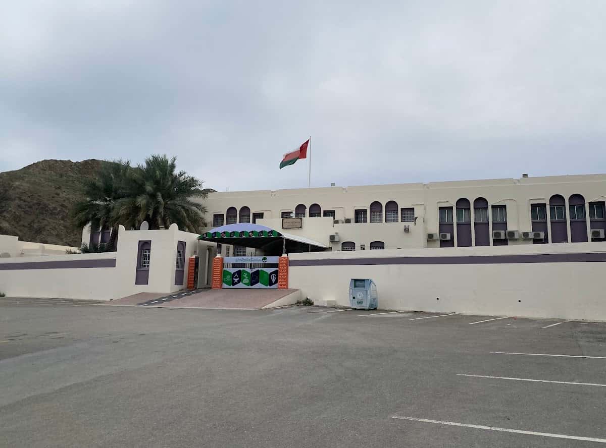 Safia Althaqafia School - Liwa, Al Batinah North - School in Oman