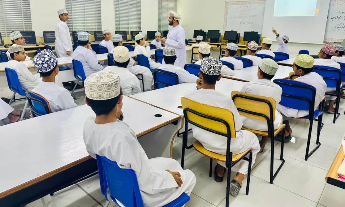 Alharith Bin Eumayr Al'azdii School - Bidbid, Ad Dakhiliyah - School in Oman