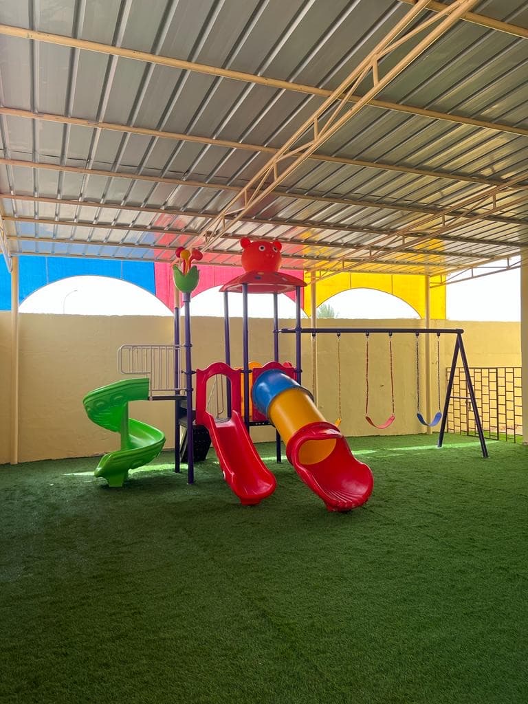 مدرسة العهد السعيد الخاصة - Photo 4 of 3